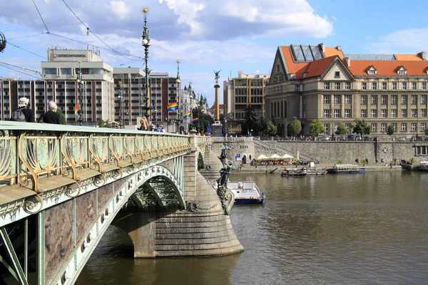 Pont des anges dans la ville de Prague — Photo