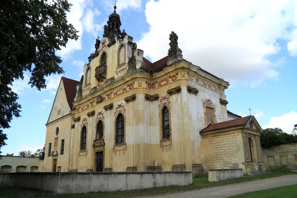 17th century church belongs to the castle Mnichovo Hradit — Stock Photo, Image