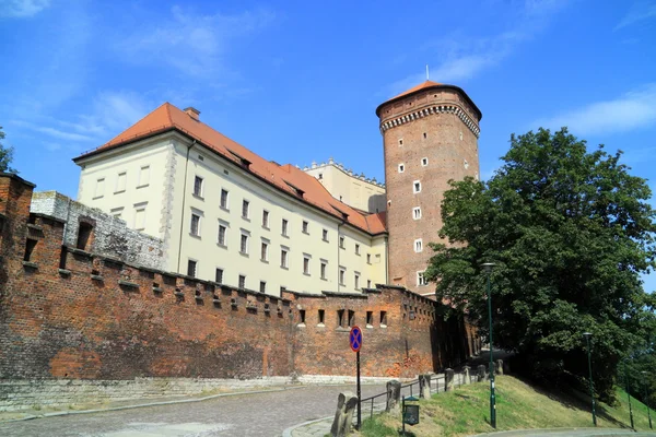 El castillo gótico de Wawel en Cracovia en Polonia — Foto de Stock