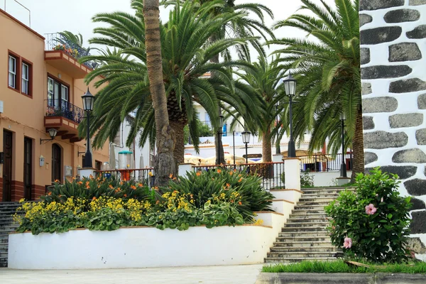 Spanish courtyards and gardens — Stock Photo, Image