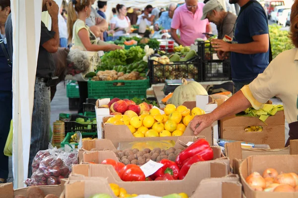 No mercado — Fotografia de Stock