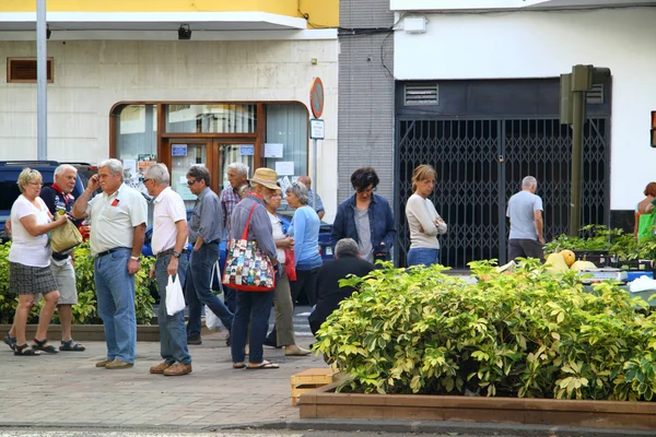 Pessoas na cidade — Fotografia de Stock