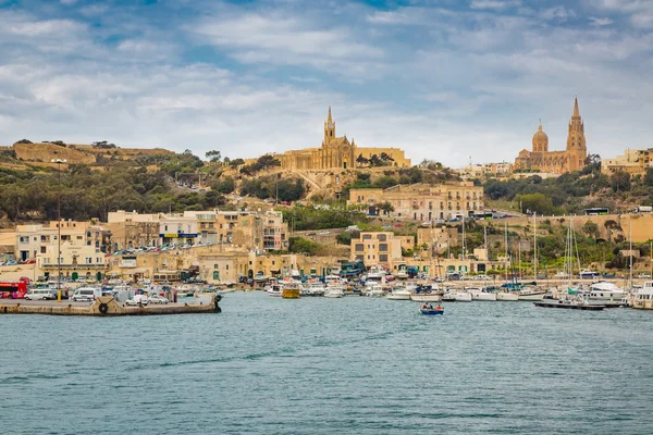 Havn i byen Mgarr i Gozo – stockfoto