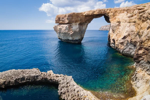 Ventana azul en la isla Gozo — Foto de Stock