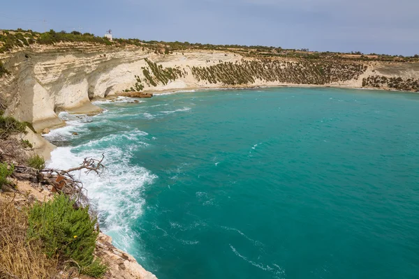 Bahía de Il-Hofra z-Zghira en Malta — Foto de Stock