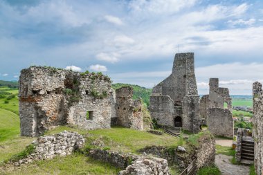 Castle Beckov, Slovakya