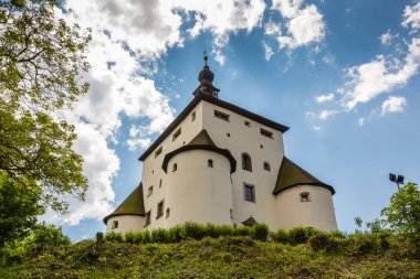 New Castle şehir Banska Stiavnica yukarıda