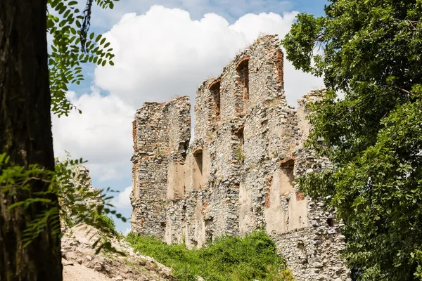 Castillo de Oponice Ruina, Eslovaquia — Foto de Stock