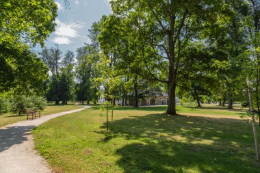 Park Rönesans Kalesi Chateau Appony çevresinde