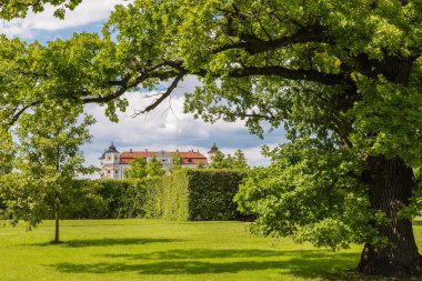 Barok park chateau Milotice