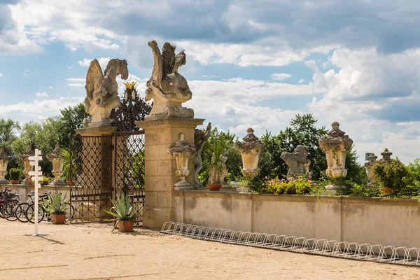 Architectural detail of the park chateau Milotice — Stock Photo, Image
