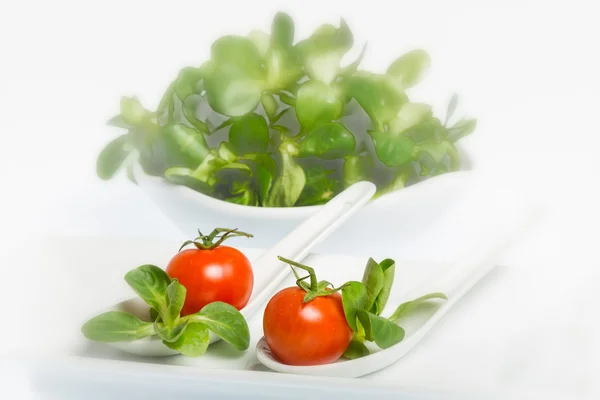 Corn salad and cherry tomato — Stock Photo, Image