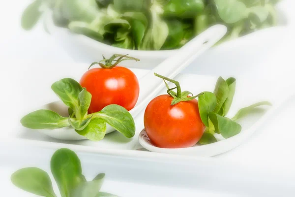 Corn salad and cherry tomato — Stock Photo, Image