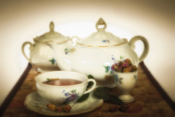 Бабушкин розовый чай — стоковое фото
