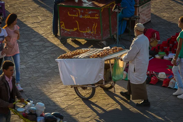 On the square Jamaa el Fna in Marrakesh — Stock Photo, Image