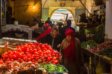 Sebze piyasasında Essaouira, Morocco