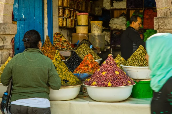 エッサウィラ、モロッコの野菜市場で — ストック写真