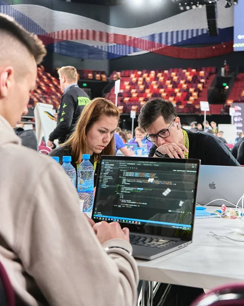 Moskova, Rusya - 27.03.2021: Irina Viner-Usmanova ritmik jimnastik sarayı, Olay Moskova Seyahat Hack 2021                  