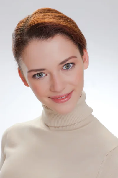 Portrait of a beautiful woman — Stock Photo, Image