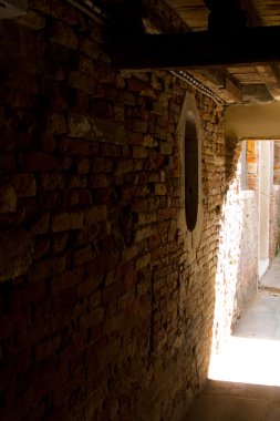 karanlık alleyway Venedik
