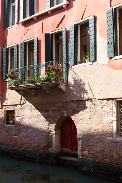 Historic houses  in Venice — Stock Photo, Image