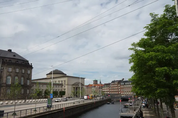 Nábřeží Průplav Ulice Kodani Dánsko Staré Fasády Domů Lodí Podél — Stock fotografie