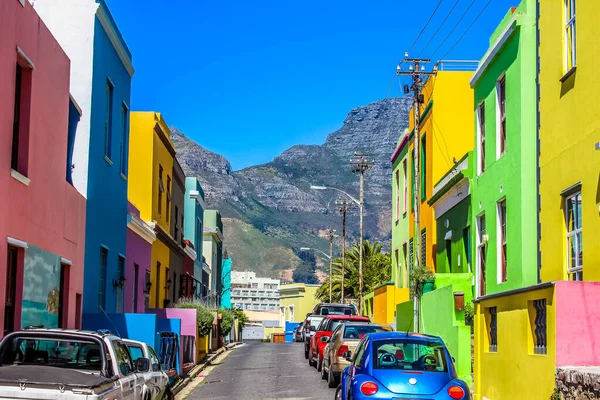 Bo-Kaap 'ın renkli sokakları Cape Town Güney Afrika' daki Cape Town 'da bir pelerin malay kolonisi.