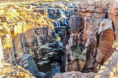 Afrika 'da Mpumalanga' daki Blyde Kanyonu 'ndaki Bourke' un Şans Çukuru 'nda kaya oluşumu