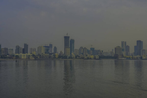 Мумбаи в Махараштре и Аравийском море