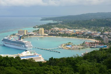 Jamaika, Ocho Rios 'ta Karnaval Gemisi Zafer sunucusu.