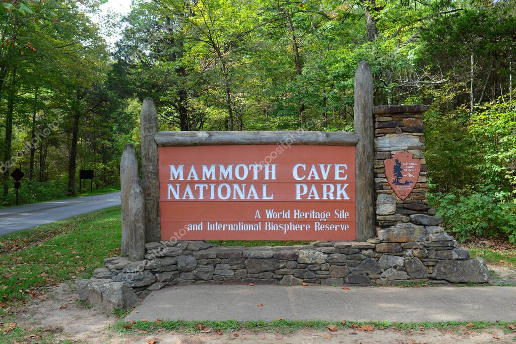 Sign of Mammoth Cave National Park near the visitors center, Kentucky, USA. This national park is also UNESCO World Heritage Site since 1981.