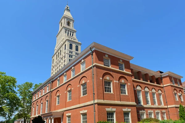 Hartford Skyline Cidade Moderna Incluindo Travelers Tower Wadsworth Atheneum Museum — Fotografia de Stock