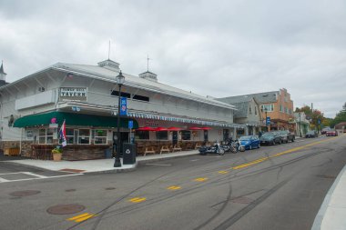 Lakeside Bulvarı 'ndaki tarihi binalar Weirs Plajı' ndaki Winnipesaukee Gölü, New Hampshire, NH, ABD.