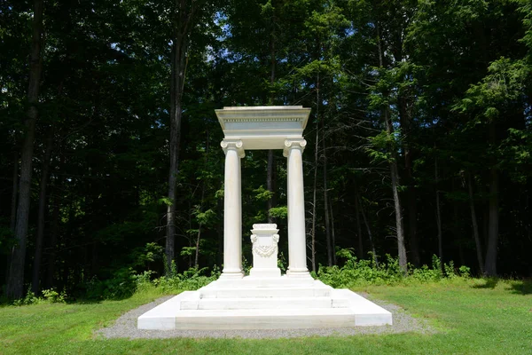 Grób Gaudena Saint Gaudens National Historic Site Cornish New Hampshire — Zdjęcie stockowe