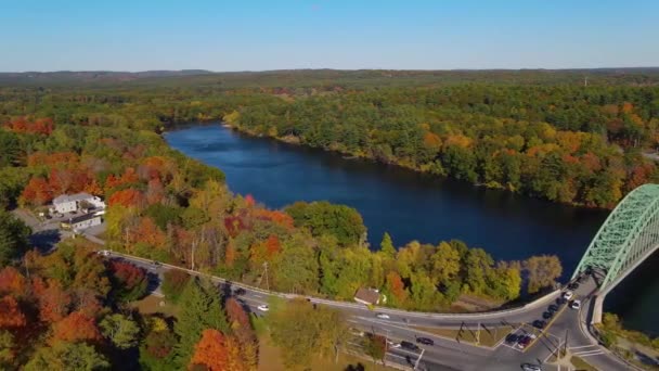 Merrimack River Tyngsboro Bridge Airview Fall Leaves Downtown Tyngsborough Massachusetts — 비디오