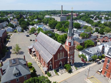 St. John Kilisesi Kilisesi Kilisesi Kilisesi hava manzarası Peabody şehir merkezindeki 17 Chestnut Caddesi, Massachusetts MA, ABD. 