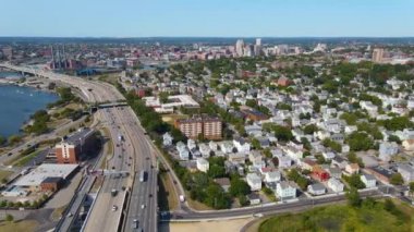 Providence Nehri 'ndeki Iway Köprüsü' nün havadan görünüşü eyaletler arası otoyol 195 Providence City, Rhode Island RI, ABD. 