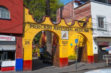 Meksika Marketi Mercado Artesanal Mexicano Felipe Carrillo Puerto Caddesi üzerinde tarihi Coyoacan, Mexico City CDMX, Meksika.