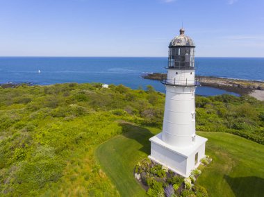 Cape Elizabeth Lights 'ın havadan görünüşü, nam-ı diğer Two Lights, Casco Körfezi' nin güney ucunda, Maine ME, ABD 'deki Cape Elizabeth kasabasında.. 