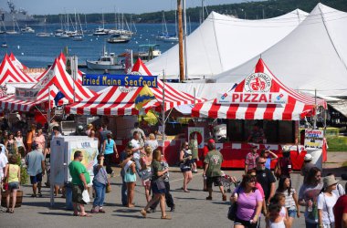 Rockland Istakoz Festivali 'nde yaz kampı, Rockland, Maine, ABD.