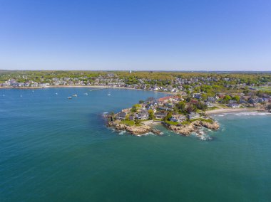 Lincoln House Point ve Swampscott, Massachusetts MA, ABD 'deki Fishermans Beach de dahil olmak üzere Swampscott sahil manzaralı.. 