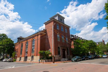 Doğu Cambridge, Massachusetts MA, ABD 'deki Thorndike Caddesi 101. Cadde' deki tarihi bina.. 
