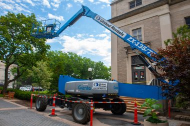 Cambridge, Massachusetts MA, ABD 'deki bir inşaat sahasında hava çalışma platformu.. 