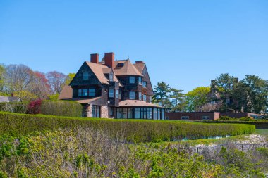 Newport, Rhode Island RI, ABD 'deki Newport Tarihi Bölgesinde Altın Çağ ve Cliff Walk' un tarihi köşkü.