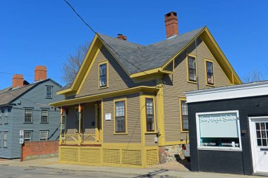 Yargıç Samuel Stern Evi, 1848 'de inşa edildi, Newport Tarih Bölgesi, Rhode Island RI, ABD' de Marlborough Sokağı 6 numarada..
