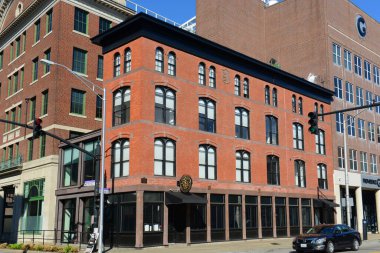 Teste Block, 1860 yılında Providence şehir merkezindeki Dorrance Caddesi 'nde inşa edildi..