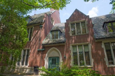 Wellesley Üniversitesi Fizik Bölümü. Wellesley, Massachusetts MA, ABD.