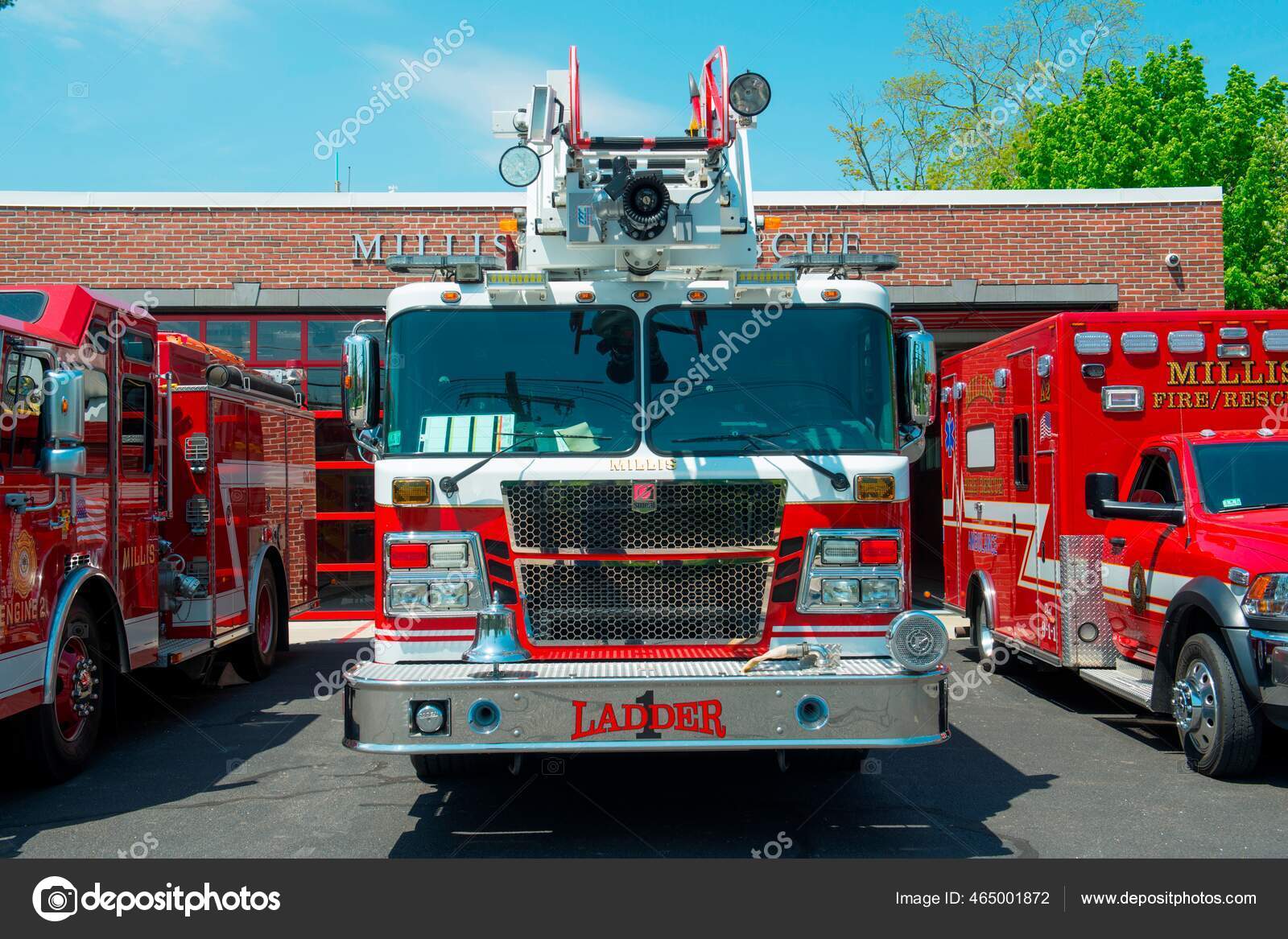 消防車In Fire Department Millis マサチューセッツ州Ma 消防車In Fire Department Millis マサチューセッツ州Ma