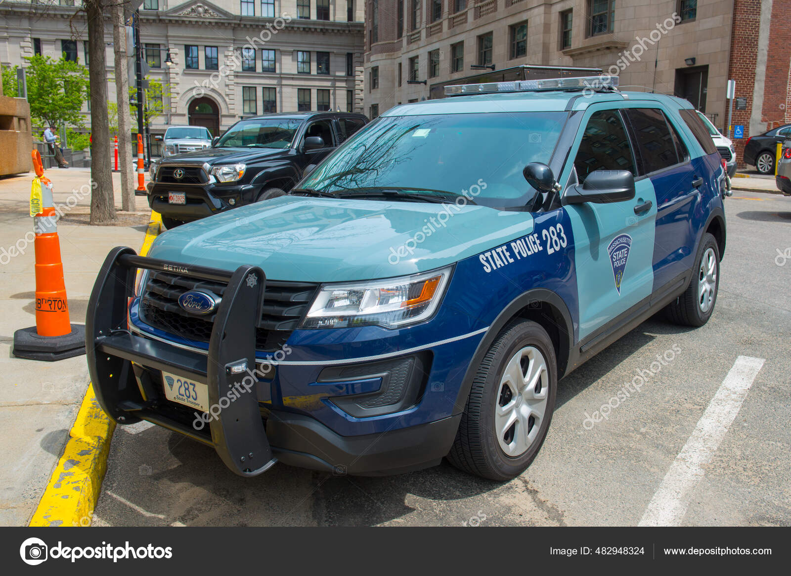 Ford apresenta novo carro de polícia, o Police Interceptor