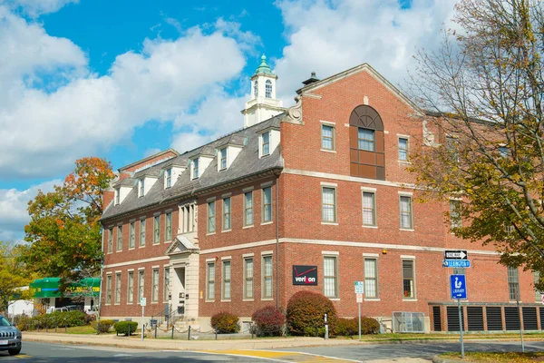 米国マサチューセッツ州のダウンタウンにある141 Union AvenueにあるFramingham Historical Building — ストック写真